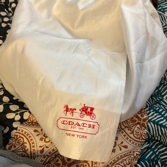 AUTHENTIC COACH PURSE EXCELLENT CONDITION